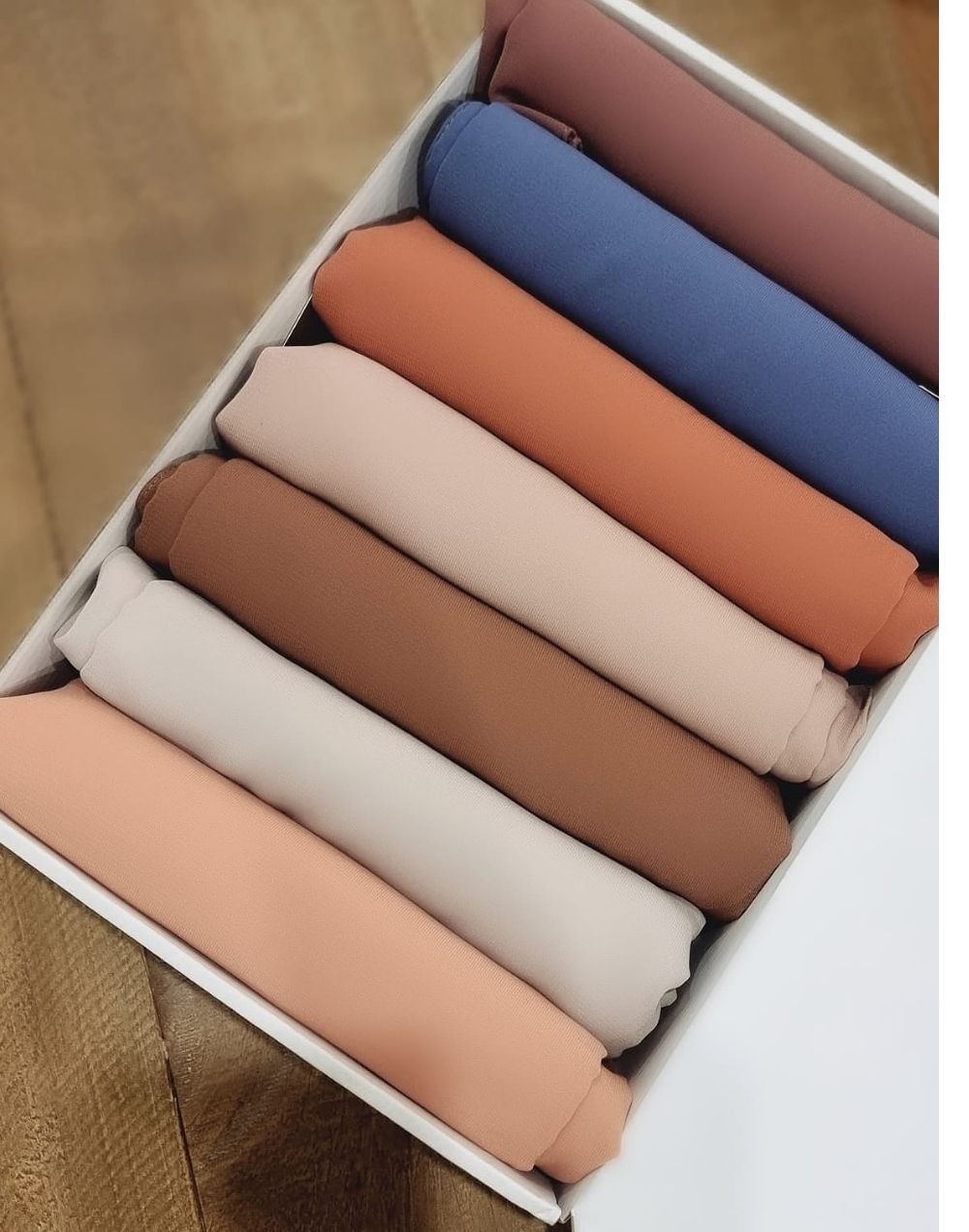 Box Hijab  soie de médine Sedef