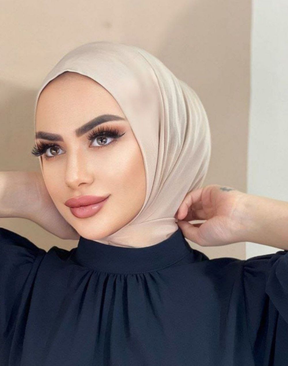 Hijab  prêt a enfiler a boutons pressions - Couleur : Kaki